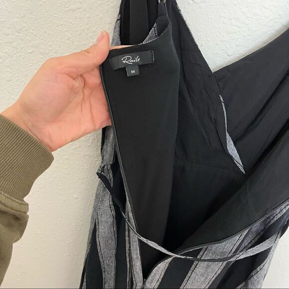 Rails Ariel Thompson Midi Dress - Picture 5 of 9